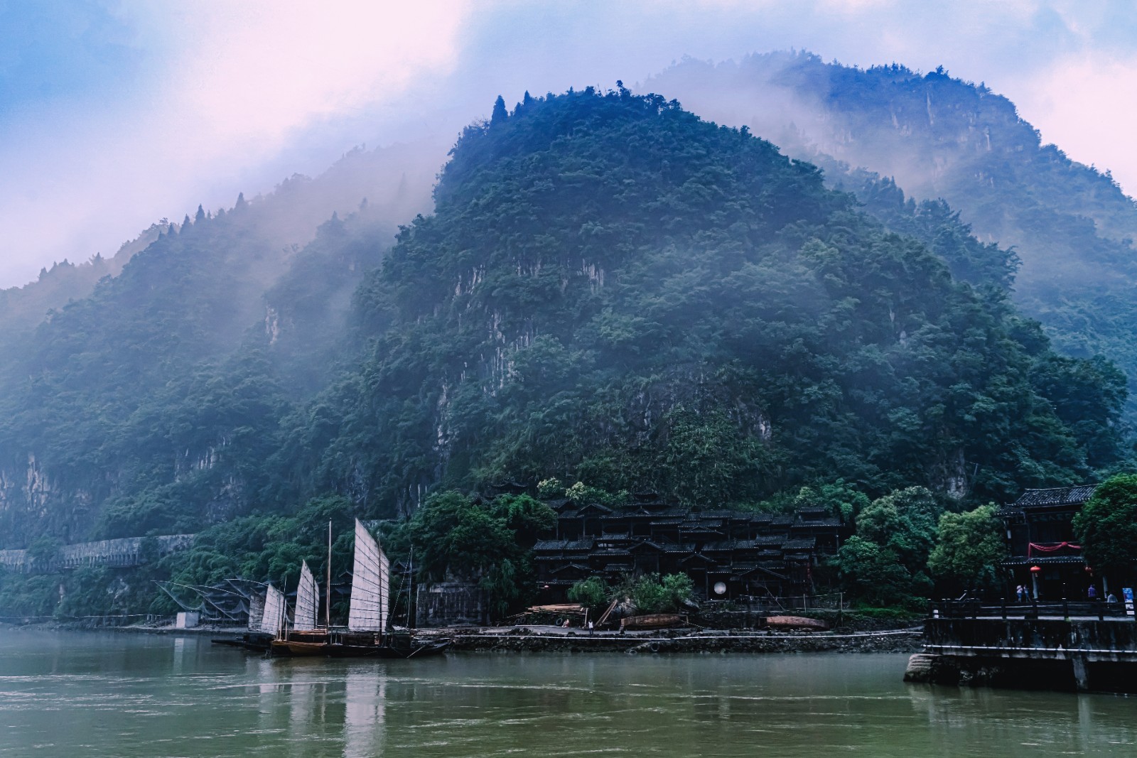 【水上人家摄影图片】湖北宜昌三峡人家风光摄影_太平洋电脑网摄影部落